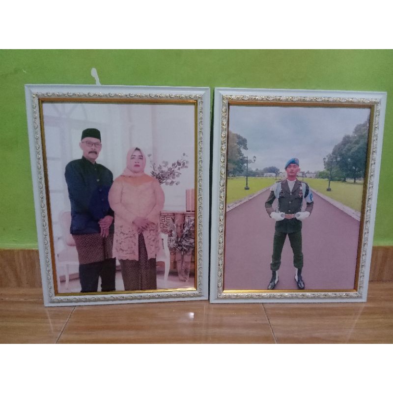 Foto + Bingkai 16R