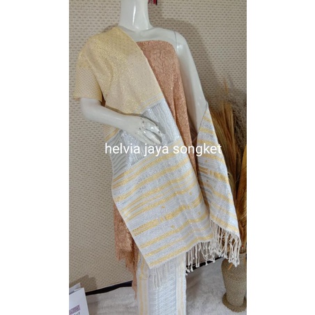 Tumtuman Exclusive Full Kristal Kuning