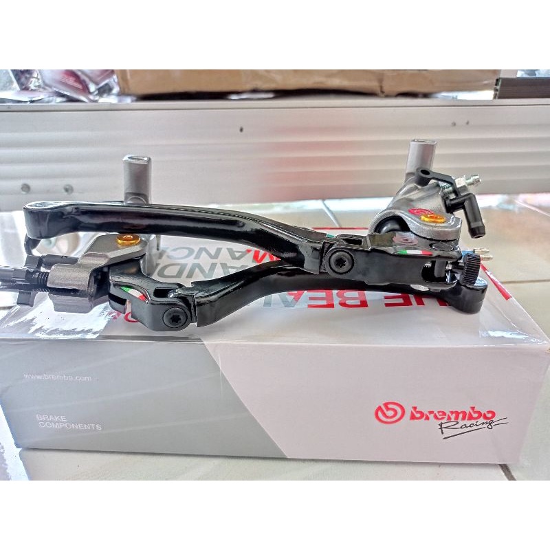 MASTER REM BREMBO SEPASANG KIRI KANAN 1 TABUNG BISA SEMUA MOTOR/UNIVERSAL