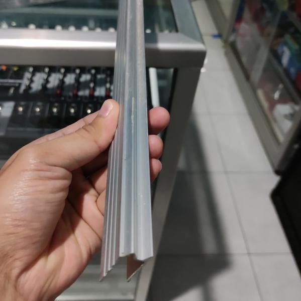 Siku Aluminium Lis M / LIS U Aluminium Hardcase Panjang 3 meter Import