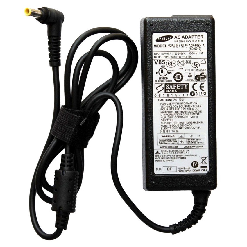 Adaptor Charger Samsung NP270 NP275 NP275e4e NP275e4v NP275e5e NP270 NP270e4e NP270e4v Series