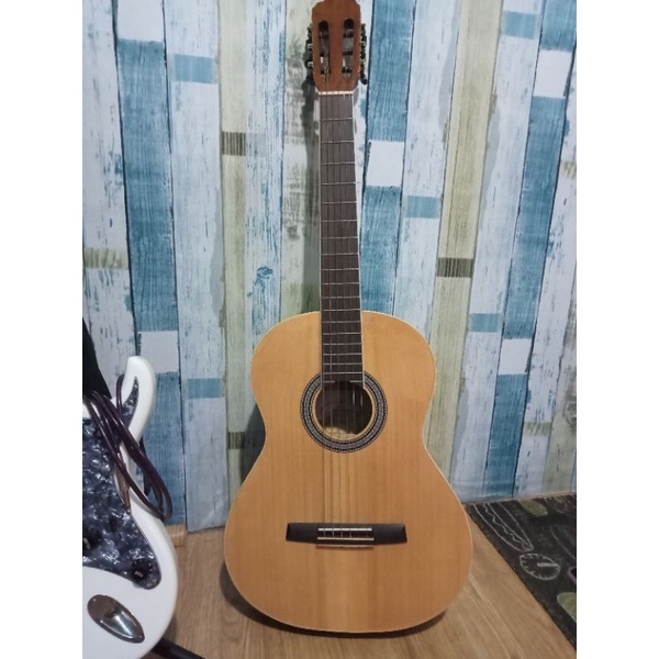 olshop Banjarmasin gitar akustik elektrik original Antonio ramirez AC70 CE