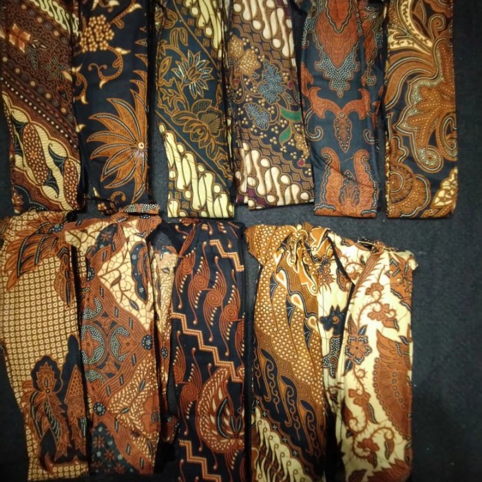 udeng jawa / sunda jahitan halus gift khas Indonesia