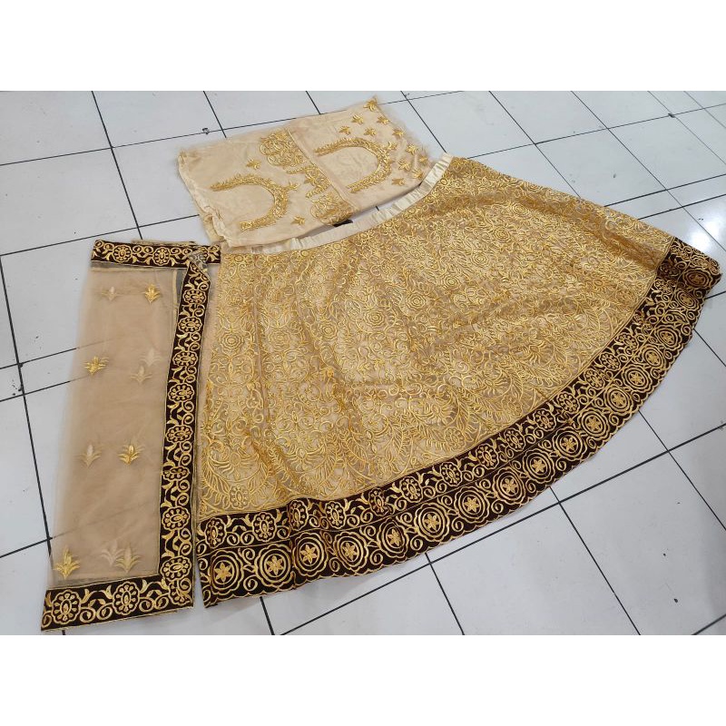Lehenga India / Baju India Wanita / Gaun Pengantin India