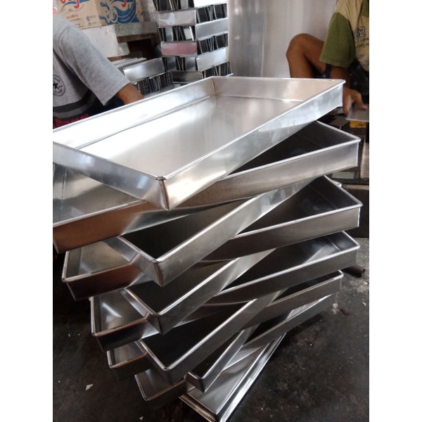 LOYANG 30X25X4 LOYANG BOLU GULUNG LOYANG KUE KERING LOYANG ALUMINIUM MURAH TERJANGKAU