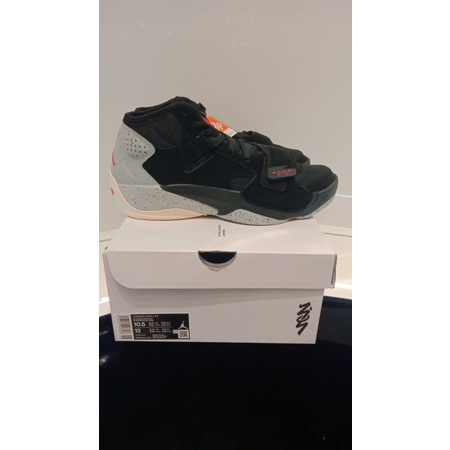air jordan zion 2 black cement