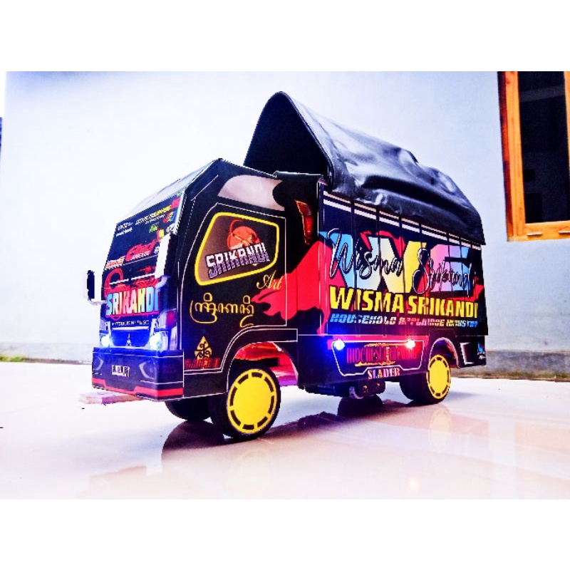 Miniatur truk full lampu,Miniatur truk oleng,Miniatur truk,Miniatur truk kayu,Truk oleng kayu,Truk o