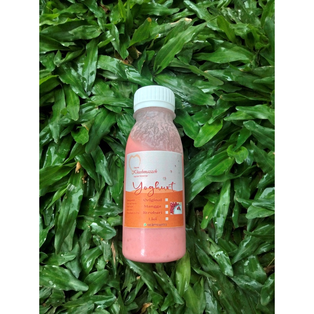 

Dapur Khushmazzeh Yoghurt Stroberi (120 ml)