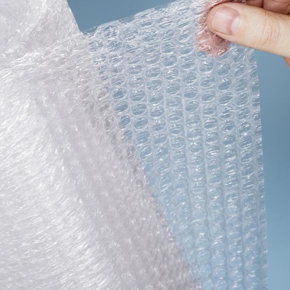 

Bubble Wrap 1.25M x 50M Murah! Kirim Kilat Surabaya ! - 2.2 Kg