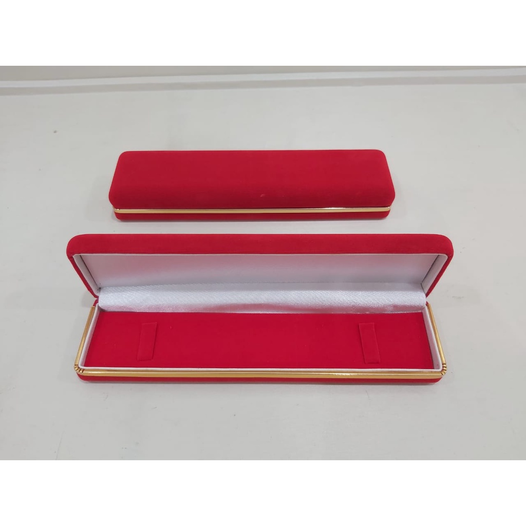 Kotak Gelang Rantai Lis Emas