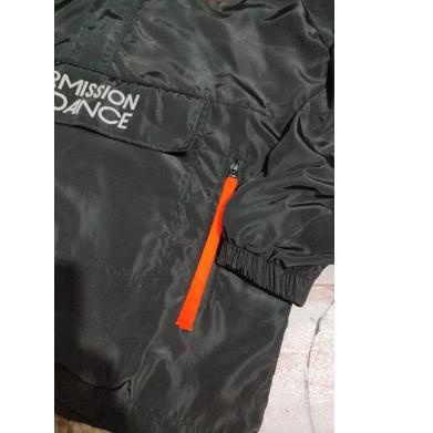 ➧➣✩✸ ( baca deskripsi) JAKET ANORAK bts un-offcial permission to dance on stage in seoul Baru