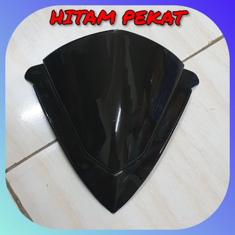 VISOR VARIO TECHNO 125 FOCUS HITAM DAN RIBEN