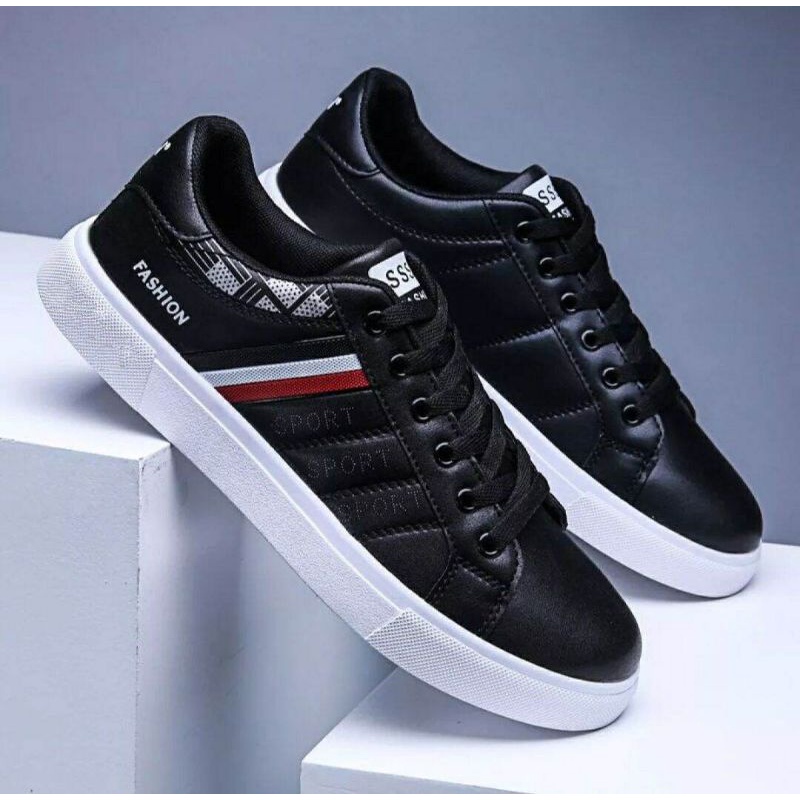Sepatu sneakers pria casual import terbaru 2023