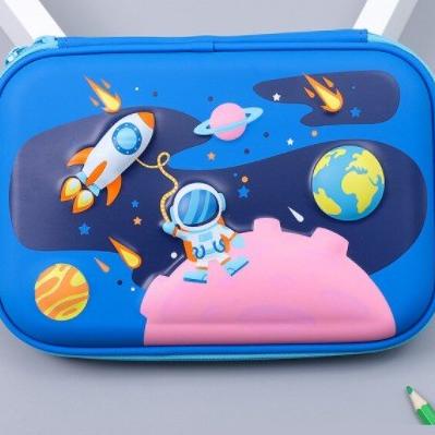 

TERLARIS Tempat pensil astronot kotak Pensil 3D timbur pencil Case Kado Anak /ALAT TULIS AESTHETIC/ALAT TULIS SEKOLAH/ALAT TULIS SET/ALAT TULIS LENGKAP/ALAT TULIS ANAK/ALAT TULIS LUCU