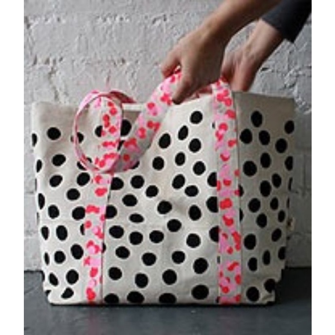 LOVI_ID - POLKA Tas Totebag Motif Polkadot