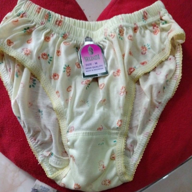 Cangcut CD Dewasa Ukuran M