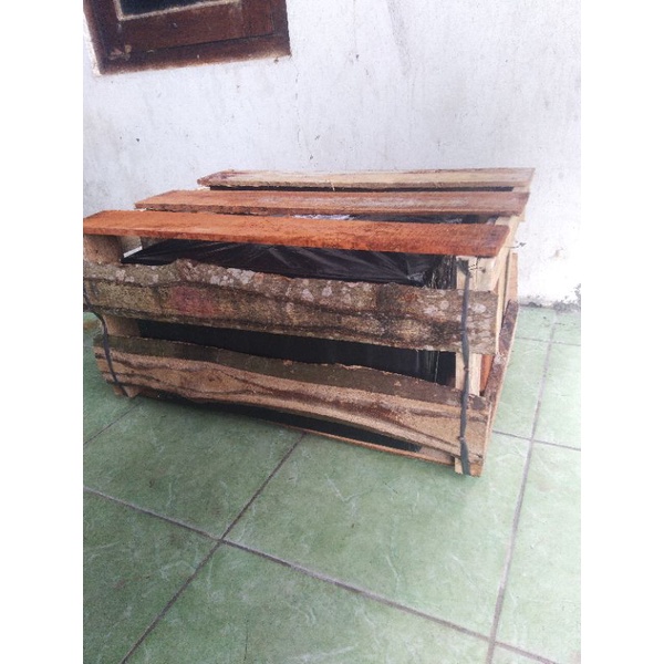 

packing kayu