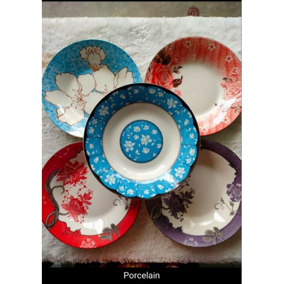 White Line Piring Keramik 9 Inch