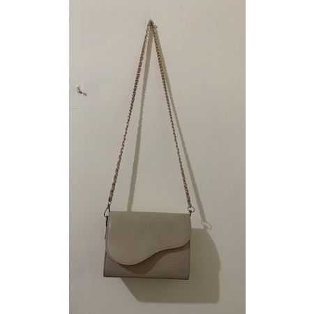 PRELOVED TAS IUKA MURAH
