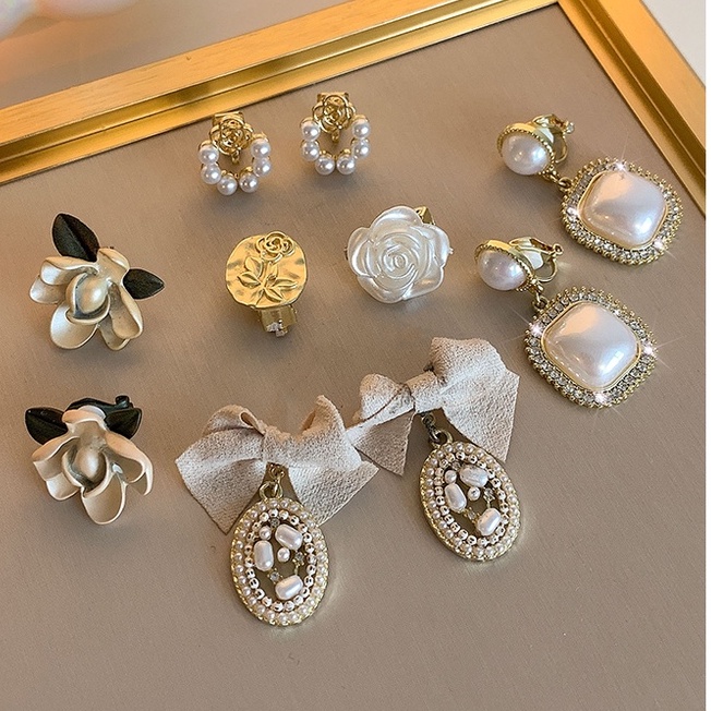 Anting Klip Telinga 925 silver Aksen Mutiara Gaya Korea retro Untuk Wanita