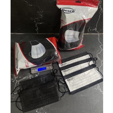 MASKER EARLOOP HITAM BESCO ADA EMBOS 1PACK ISI 50PCS t-greendaycollection Diminati Banget