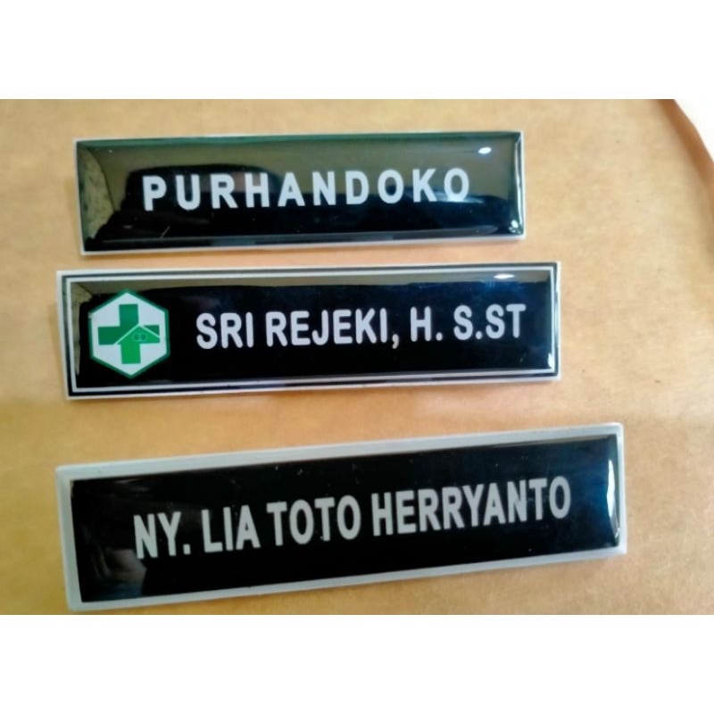 

Nama Dada Resin / Name Tag Resin / Papan Nama Resin