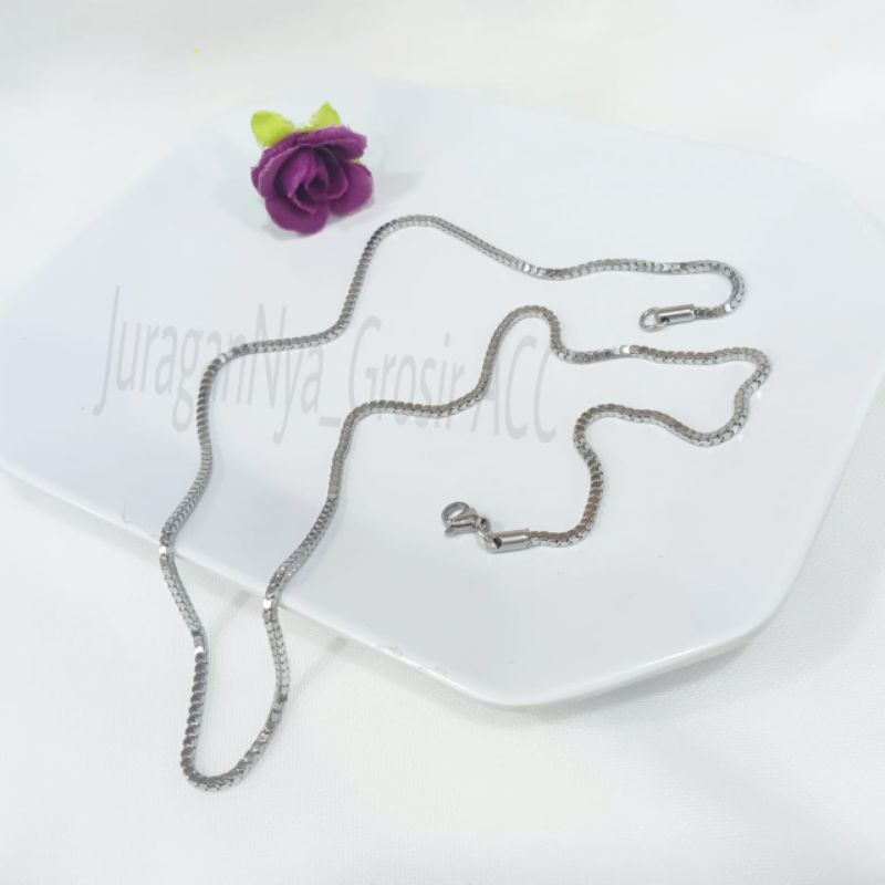 Kalung Titanium Milano Kaca Perhiasan Lapis Emas Anti Luntur