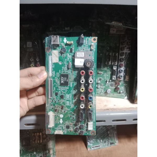 mb LG 32LB530A mainboard LG 32LB530A motherboard mesin tv led LG 32LB530A