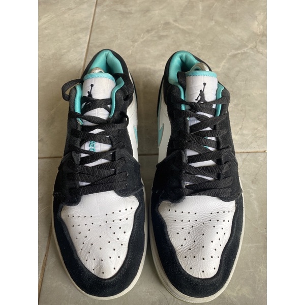 NIKE AIR JORDAN 1 Low Island Green