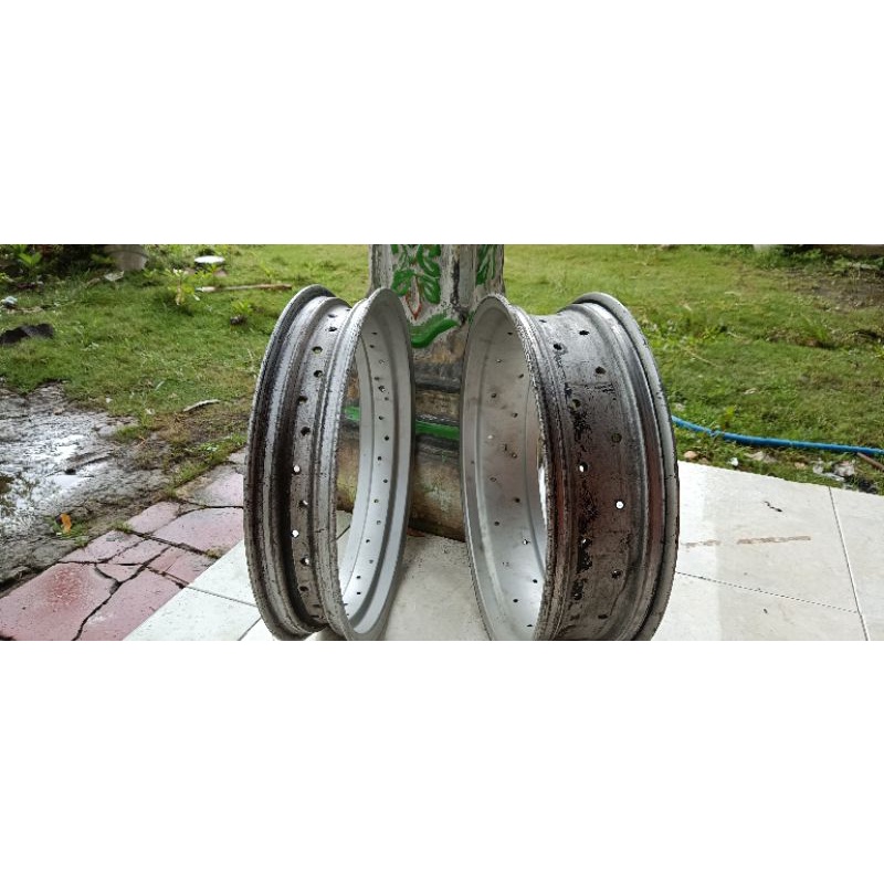 velg tapak lebar ring 17