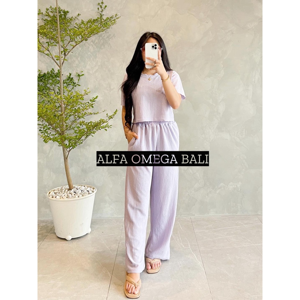 ALFA Setelan Wanita Airflow Crop Top Celana Panjang Highwaist