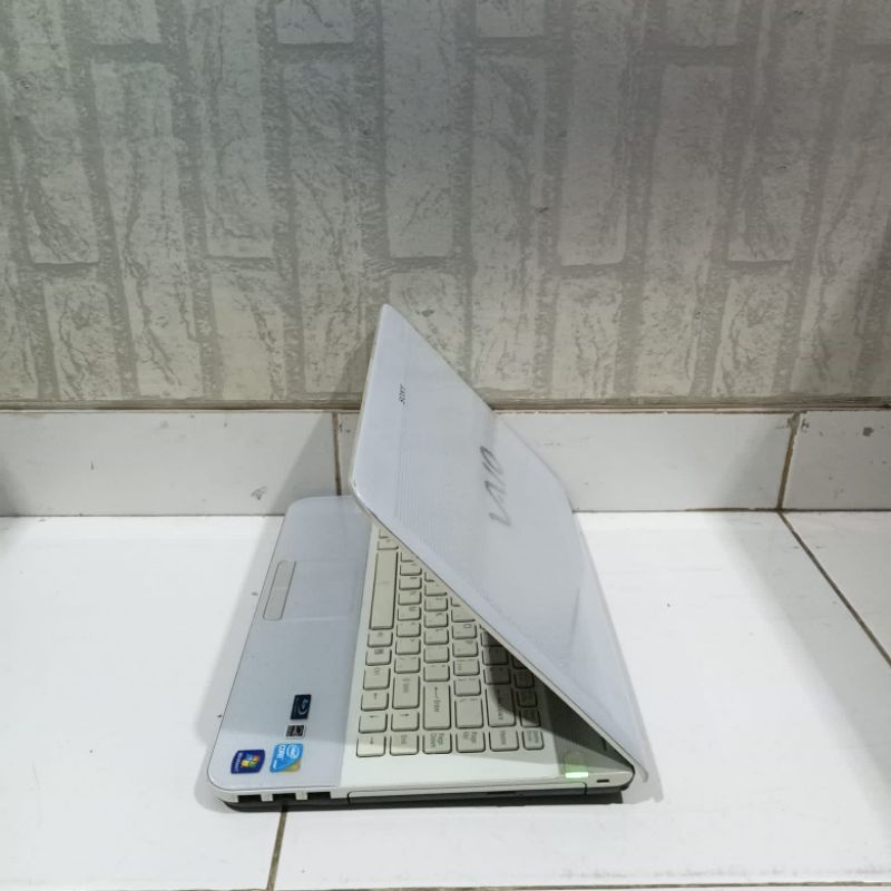 Laptop Acer Swift 3 SF313-51 Cor i7-8550U Ram 8Gb/SSD 512Gb FHD IPS Keyboard backligt