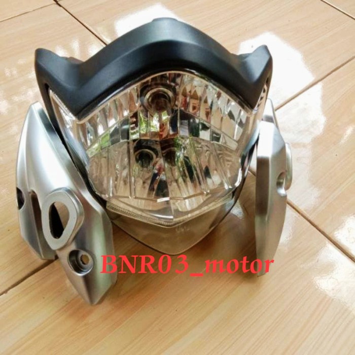 Batok Lampu Depan plus Kupingan Vixion new Old 2011 2012