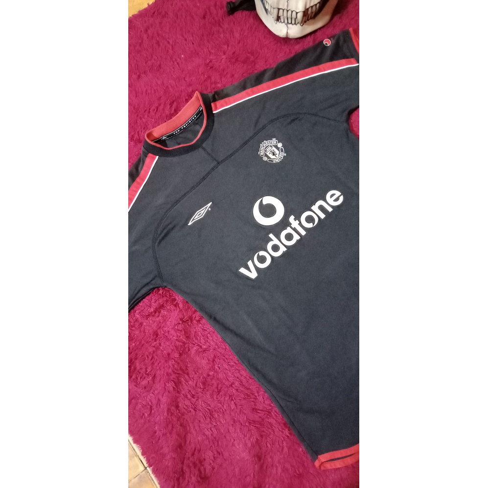Jersey Retro Training Manchester United Vodafone Size M