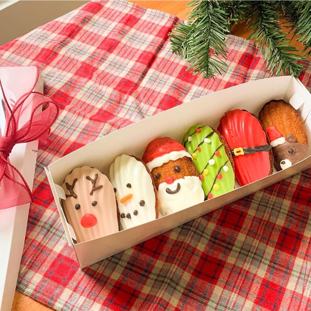 

MADS FOR CHRISTMAS | Madeleine Cookie Butter Cake Hampers Parcel Natal Christmas