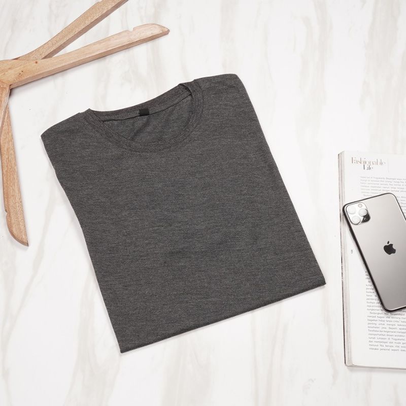 kaos polos pria  ukuran s m l xl xxl xxxl besar  warna hitam putih nevy maron misty mustrad toscs merah