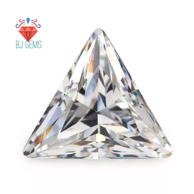 Segitiga Cubic Zirconia Triangle Lancip 8 - 9MM Satuan