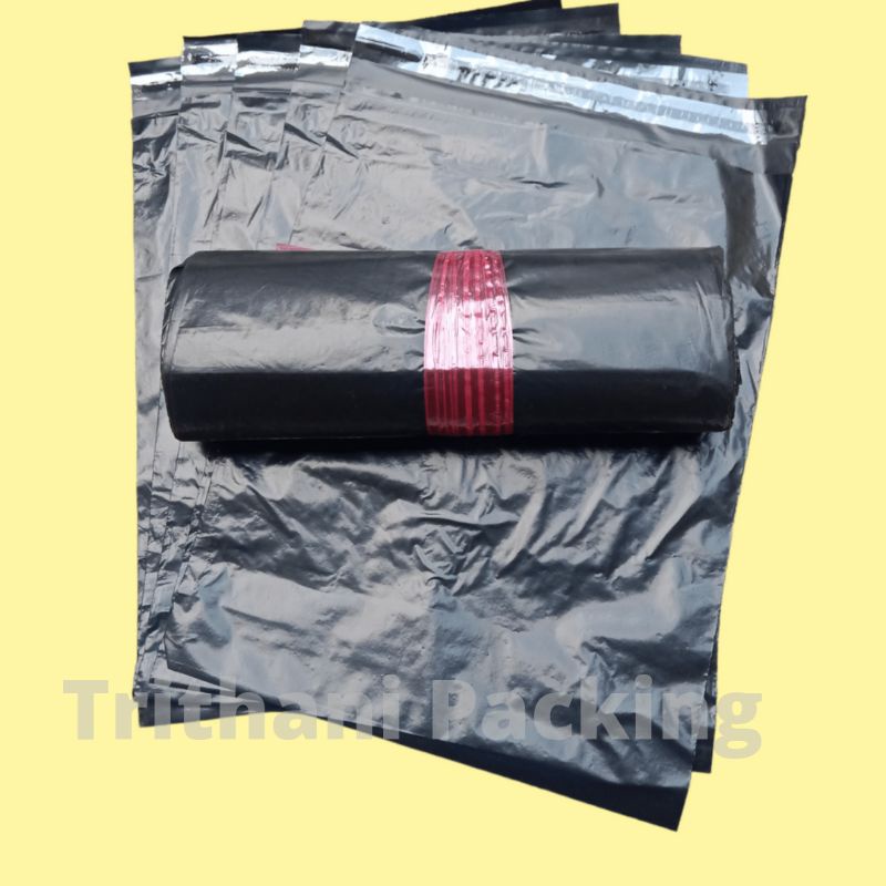 

Polymailer hitam 25cm x 35cm