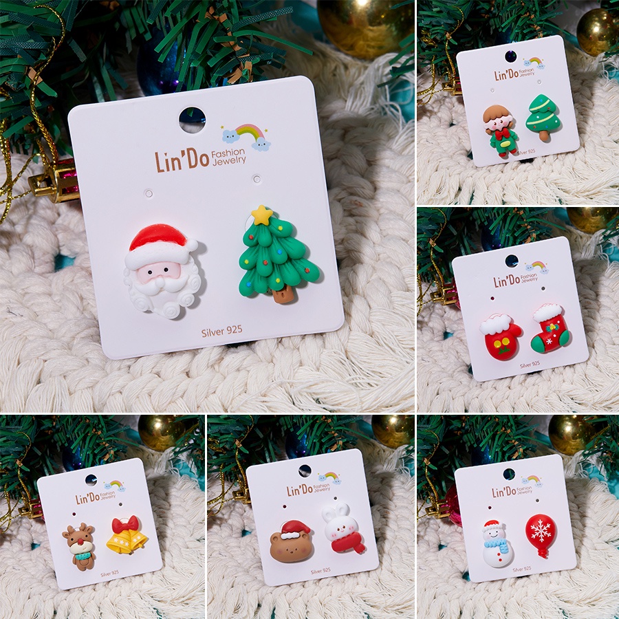 Anting Tusuk Asimetris Bentuk Santa Claus / Pohon Natal Untuk Wanita