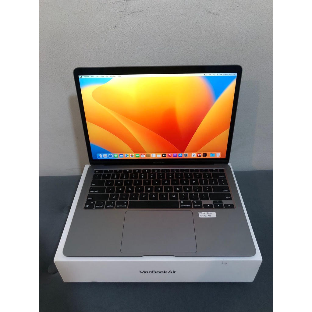 Macbook Air M1 2020 Retina 13" Inch RAM 16GB SSD 1TB Original 100% Second Fullset Laptop Apple Termu