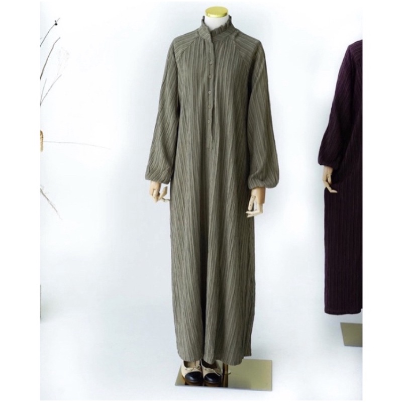 lady abaya aqsamodestwear preloved