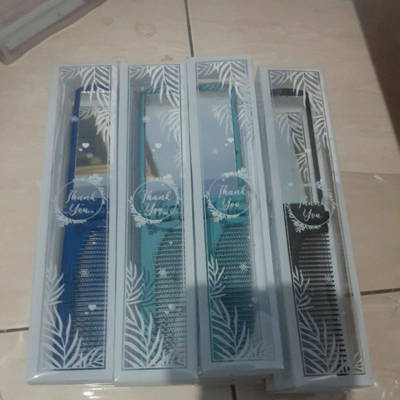 souvenir sisir lipat