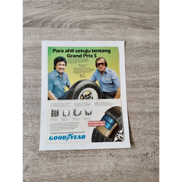 Pajangan iklan jadul seri pembalap mobil