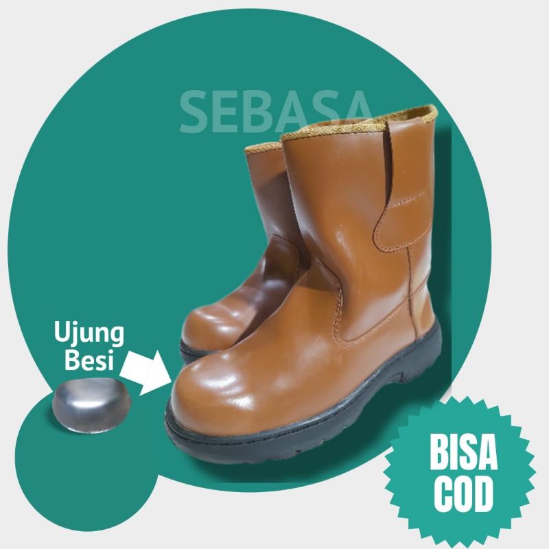 sepatu safety boot tinggi warna tan untuk kerja proyek