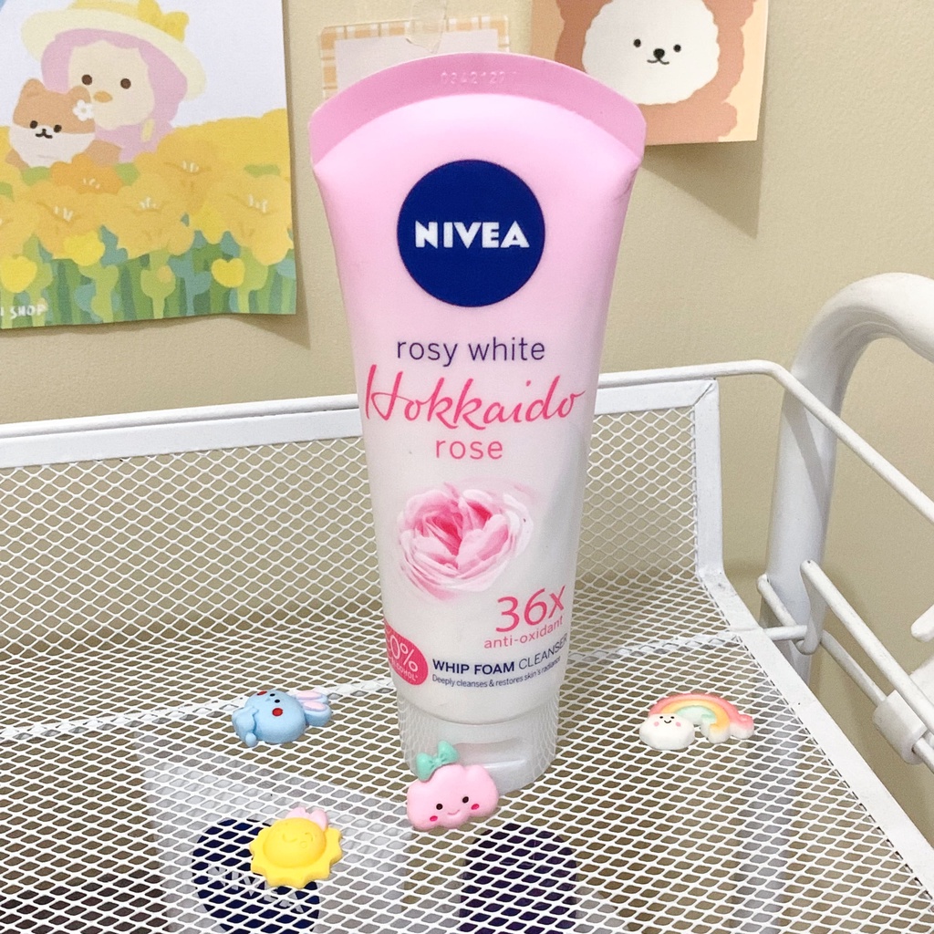 NIVEA Face Hokkaido Rose Whip Facial Foam Face Wash
