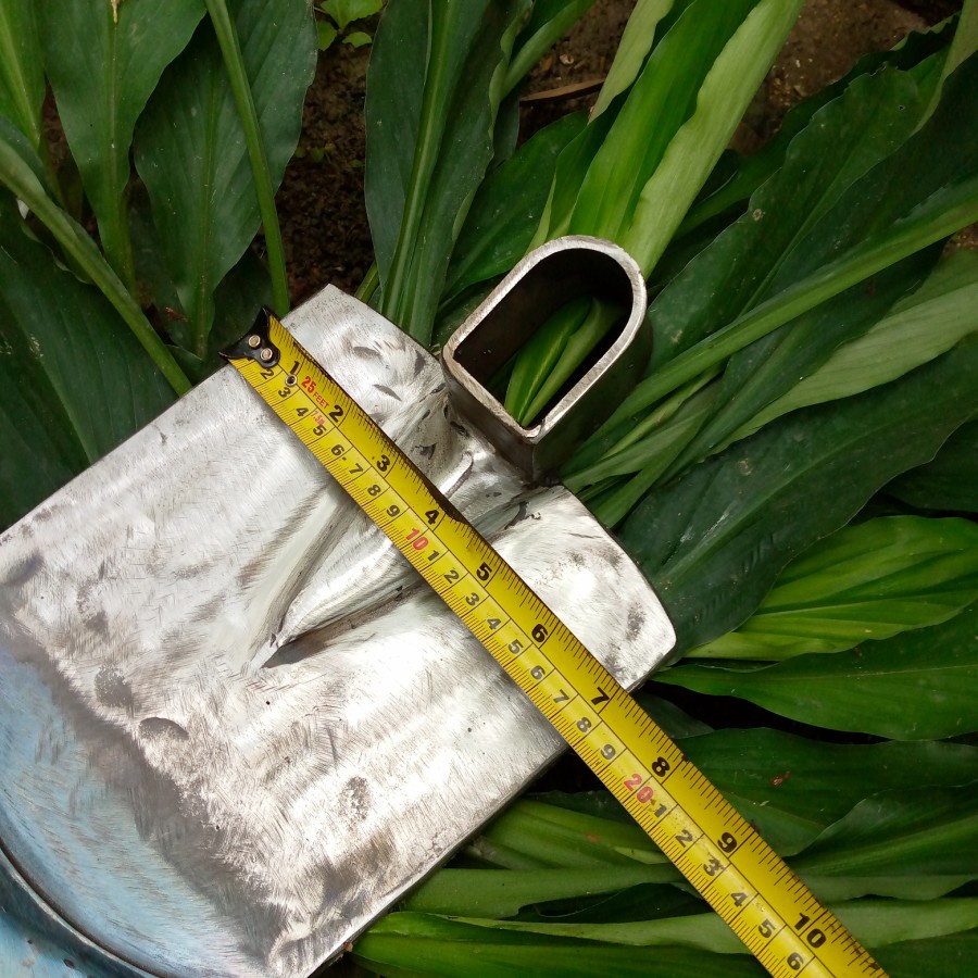 Cangkul Tanah Pacul baja anti lengket - cangkul baja