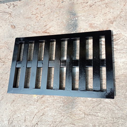 Saringan Tutup Got Besi 40X30