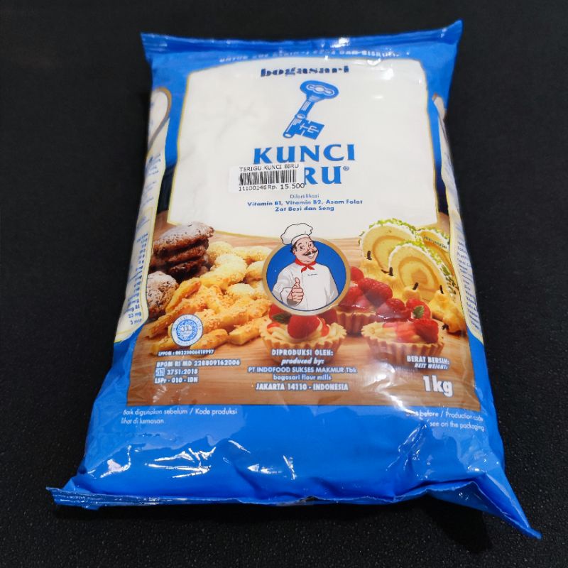 

tepung terigu KUNCI BIRU 1kg Bogasari 1000 gram