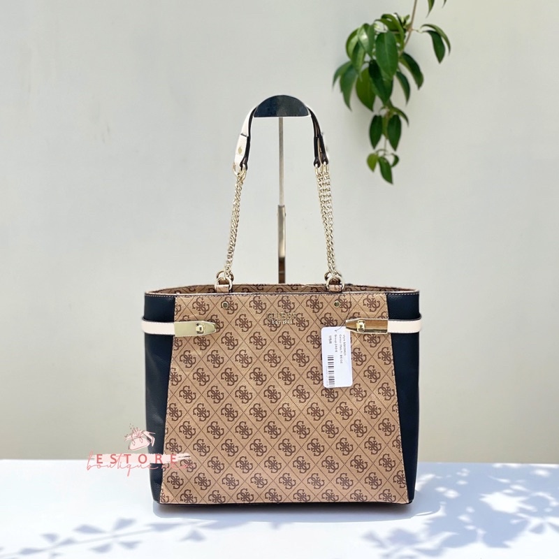 New G Large Tote Signature