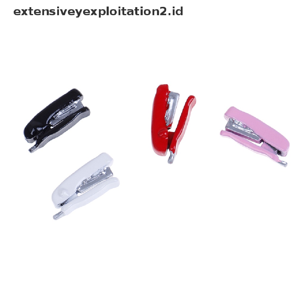Miniatur stapler Bahan metal Untuk Rumah Boneka Skala 1: 12